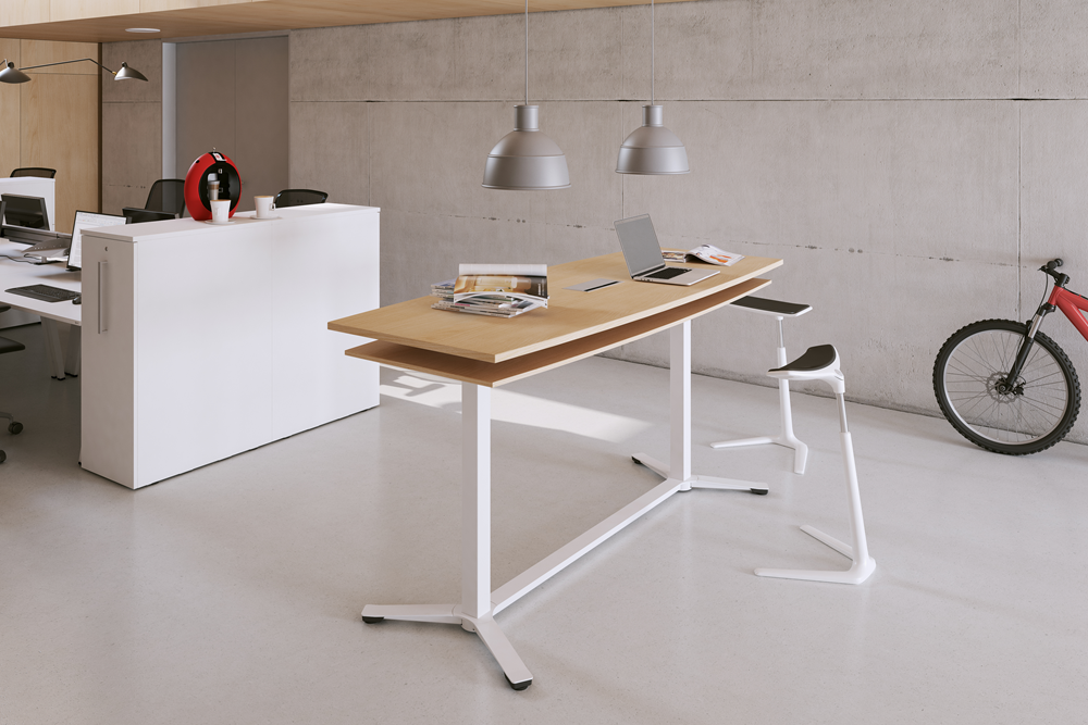 ein Stehtisch meetingpoint mit Stehhilfen